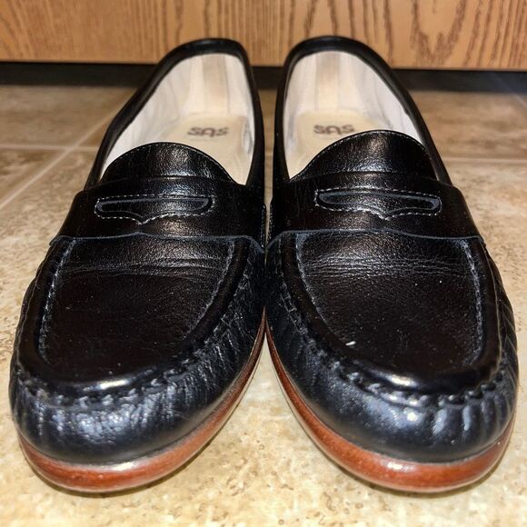 SAS Women’s Black Genuine Leather Casual Penny Loafers | Comfort Shoes Sz-8.5 - Picture 3 of 9